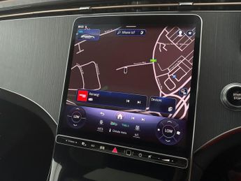 Mercedes-Benz EQE EQE 300 89kWh AMG Line (245 ps) - LED - REVERSE CAM - NAV