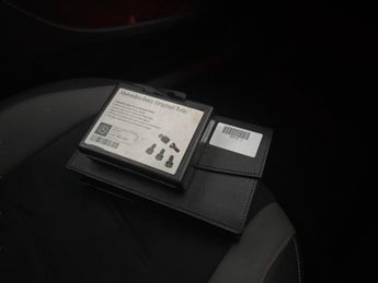 Mercedes-Benz EQE EQE 300 89kWh AMG Line (245 ps) - LED - REVERSE CAM - NAV