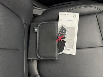 BMW X1 1.5 25e 10kWh xLine Plug-in xDrive (220 ps) - PERFORMANCE CONTRO