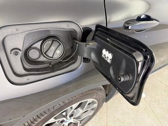 BMW X1 1.5 25e 10kWh xLine Plug-in xDrive (220 ps) - PERFORMANCE CONTRO