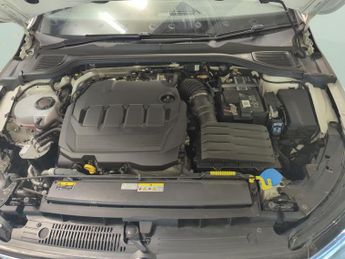 Volkswagen Golf 2.0 TDI GTD DSG (200 ps) - ALCANTARA - HEATED STEERING - WIFI