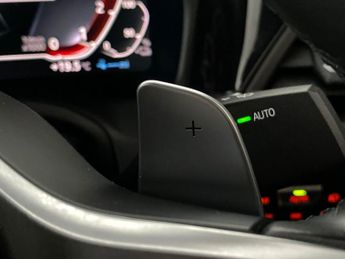 BMW 3 Series 2.0 330e 12kWh M Sport Plug-in (292 ps) - ACOUSTIC GLAZING
