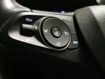 Vauxhall Corsa Electric 50kWh Elite Nav Premium (7.4Kw Charger) (136 ps) - HEATED SEATS