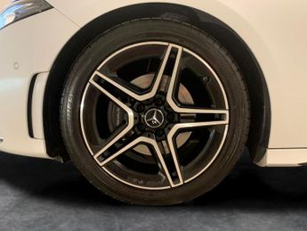Mercedes-Benz A Class 1.3 A180 AMG Line Edition (Executive) 7G-DCT (136 ps) - 18IN ALL
