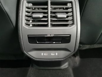 Cupra Formentor 1.5 TSI V2 DSG (150 ps) - KEYLESS ENTRY - PARK ASSIST - LED