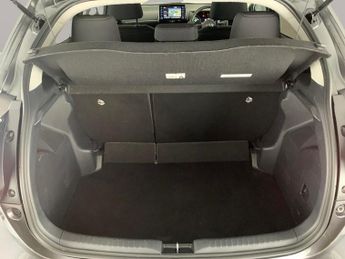 Toyota Yaris 1.5 Design CVT [Nav] - LANE TRACE ASSIST - BLUETOOTH - CLIMATE C