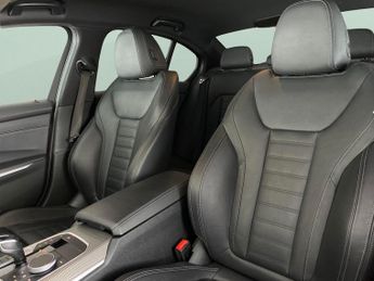 BMW 3 Series 2.0 330e 12kWh M Sport Plug-in (292 ps) - ACOUSTIC GLAZING