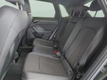 Audi Q3 1.5 TFSI CoD 35 Black Edition S Tronic (150 ps) - LANE DEPARTURE