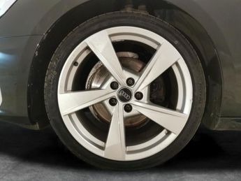 Audi A4 Avant 2.0 TDI 35 S line S Tronic (163 ps) - CRUISE - DRIVING MODES