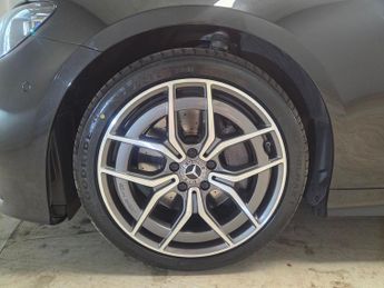 Mercedes-Benz E Class 2.0 E220d AMG Line (Premium) Coupe G-Tronic+ (194 ps) - HEATED L