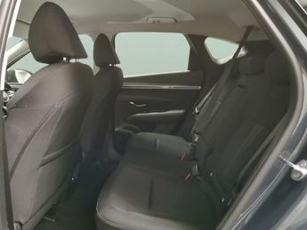 Hyundai Tucson 1.6 T-GDi 13.8kWh Premium Plug-in 4WD (265 ps) - NAV - HEATED ST