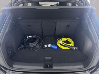 Audi A3 1.4 TFSIe 40 S line Sportback Plug-in S Tronic 13kWh (204 ps) - 