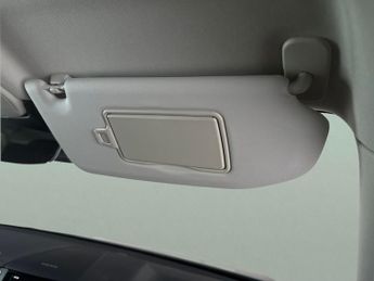 Volvo XC60 2.0h T6 Recharge 18.8kWh Plus Plug-in AWD (350 ps) - PAN ROOF