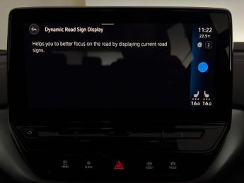 Volkswagen ID.4 Pure 52kWh Life Edition (148 ps) - LED - REVERSE CAM - NAV