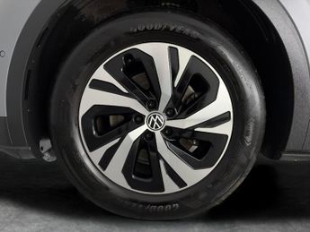 Volkswagen ID.4 Pure 52kWh Life Edition (148 ps) - LED - REVERSE CAM - NAV