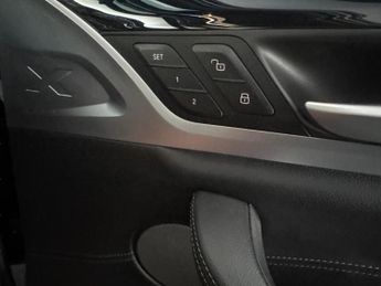 BMW iX3 80kWh Premier Edition Pro (286 ps) - HK AUDIO - DRIVING ASSISTAN
