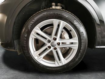 Audi Q5 2.0 TDI S line S Tronic quattro (190 ps) - REVERSE CAM - HEATED 