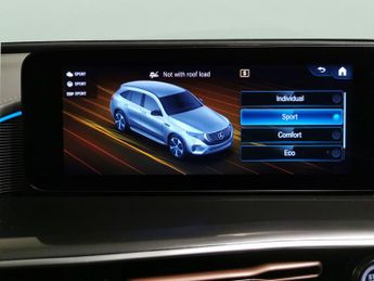 Mercedes-Benz EQC EQC 400 80kWh AMG Line 4MATIC (408 ps) - HEATED LEATHER - LANE D