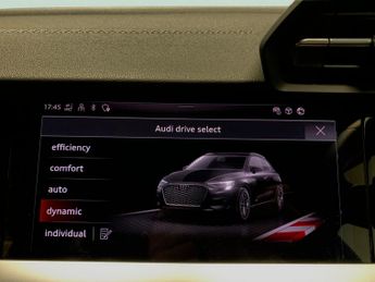 Audi A3 1.5 TFSI 35 S line Sportback S Tronic (150 ps) - DRIVING MODES