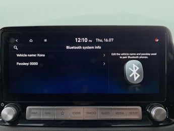 Hyundai Kona 64kWh Premium (10.5kW Charger) (204 ps) - HEATED SEATS - HEATED 