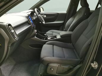 Volvo XC40 Recharge 69kWh Core (231 ps) - PARK ASSIST - LED - LANE DEPARTUR