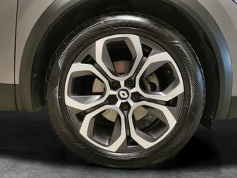 Renault Captur 1.6 E-TECH 9.8kWh S Edition Plug-in (160 ps) - 18IN ALLOYS - BLU
