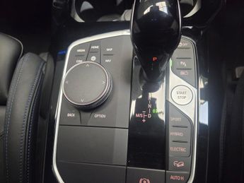 BMW X3 xDrive 30e M Sport [Tech/Pro Pack] - M SPORT BRAKES - DRIVING AS