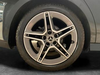 Mercedes-Benz CLA 1.3 CLA180 AMG Line Coupe 7G-DCT (136 ps) - ACTIVE LANE KEEPING 