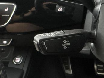 Audi A4 2.0 TFSI 35 Black Edition S Tronic (150 ps) - WIFI - DAB - BLUET