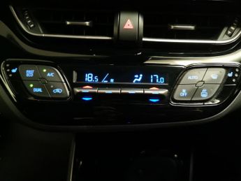 Toyota C-HR 1.8 VVT-h GPF Design CVT (122 ps) - LED - REVERSE CAM - NAV