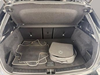 Mercedes-Benz EQA EQA 250+ 70.5kWh AMG Line (190 ps) LEATHER - REV CAM - APPLE CAR