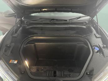 Ford Mustang Mach-e Extended Range 91kWh Automatic (294 ps) - KEYLESS ENTRY - PARK A