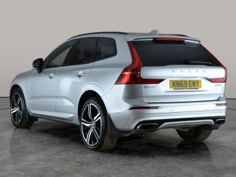 Volvo XC60 2.0 B5 MHEV R-Design Pro AWD (235 ps) - SUNBLINDS - INTELLISAFE 
