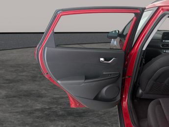 Hyundai Kona 64kWh Premium (10.5kW Charger) (204 ps) - HEATED SEATS - HEATED 