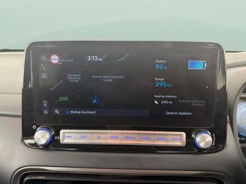 Hyundai Kona 64kWh Premium (10.5kW Charger) (204 ps) - HEATED SEATS - HEATED 