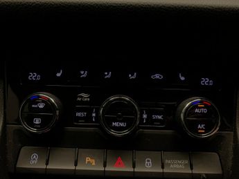 Skoda Kodiaq 1.5 TSI ACT SportLine DSG (7 Seat) (150 ps) - APPLE CARPLAY - RE