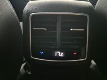 Kia Sportage 1.6 T-GDi 13.8kWh GT-Line Plug-in AWD (261 bhp) - LED - REVERSE 