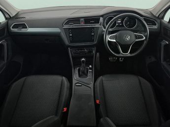 Volkswagen Tiguan 1.5 TSI Active DSG (150 ps) - LED - HEATED SEATS - NAV
