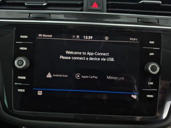 Volkswagen Tiguan 1.5 TSI Active DSG (150 ps) ADAPTIVE CRUISE - APPLE CARPLAY - LE