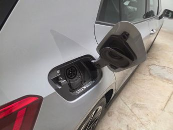 Volkswagen ID.3 Pro Performance 58kWh Life (204 ps) - ASSISTANCE PACK - BLUETOOT