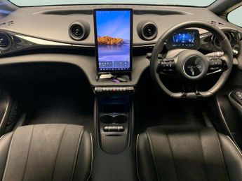 BYD Dolphin 60.48kWh Comfort (204 ps) - KEYLESS ENTRY - 360 CAM - LED