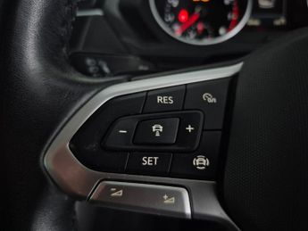 Volkswagen Tiguan 1.5 TSI Active DSG (150 ps) ADAPTIVE CRUISE - APPLE CARPLAY - LE