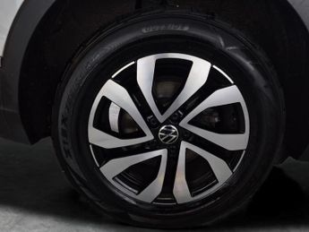 Volkswagen Tiguan 1.5 TSI Active DSG (150 ps) - LED - HEATED SEATS - NAV
