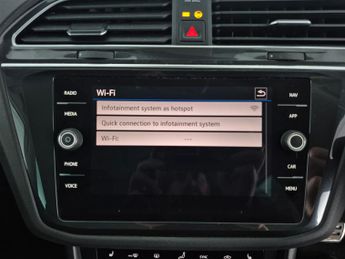 Volkswagen Tiguan 1.5 TSI Active DSG (150 ps) ADAPTIVE CRUISE - APPLE CARPLAY - LE
