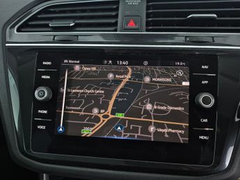 Volkswagen Tiguan 1.5 TSI Active DSG (150 ps) ADAPTIVE CRUISE - APPLE CARPLAY - LE