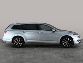 Volkswagen Passat 1.5 TSI EVO SEL DSG (150 ps) - AUTO HEADLIGHTS - DAB - USB AUDIO