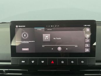 MG Mg4 51kWh SE (170 ps) - SPEED LIMIT RECOG - 17IN ALLOYS - CLIMATE CO