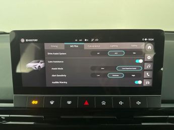 MG Mg4 51kWh SE (170 ps) - SPEED LIMIT RECOG - 17IN ALLOYS - CLIMATE CO