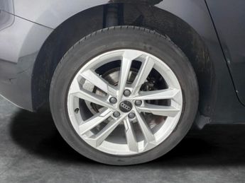 Audi A3 1.5 TFSI 35 Sport Sportback S Tronic (150 ps) - CRUISE - PADDLE 