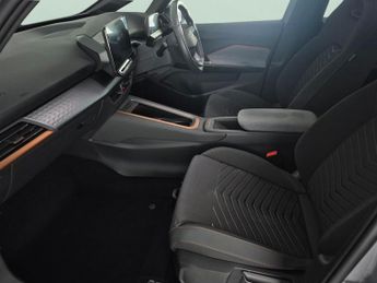 Cupra Born 58kWh V2 (204 ps) - HEATED SEATS - NAV - HEATED STEERING